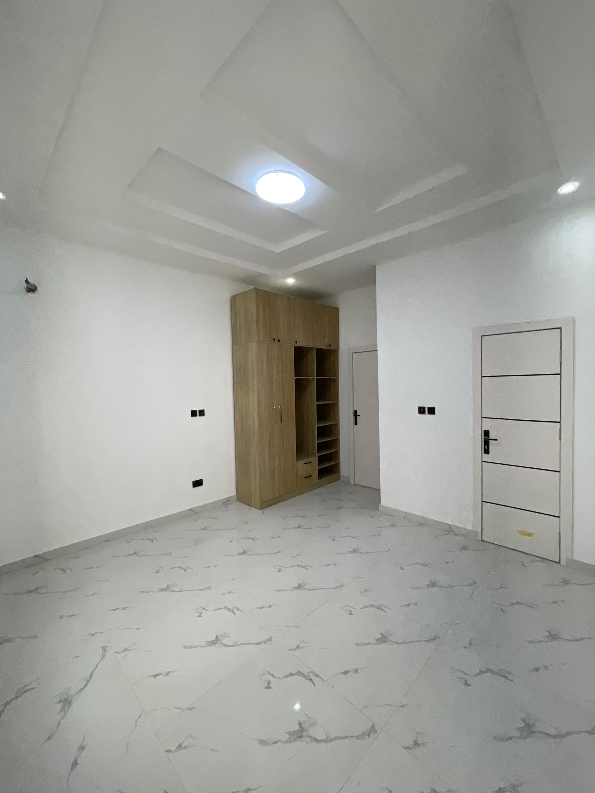 4BEDROOM SEMI DETACHED DUPLEX FOR SALE