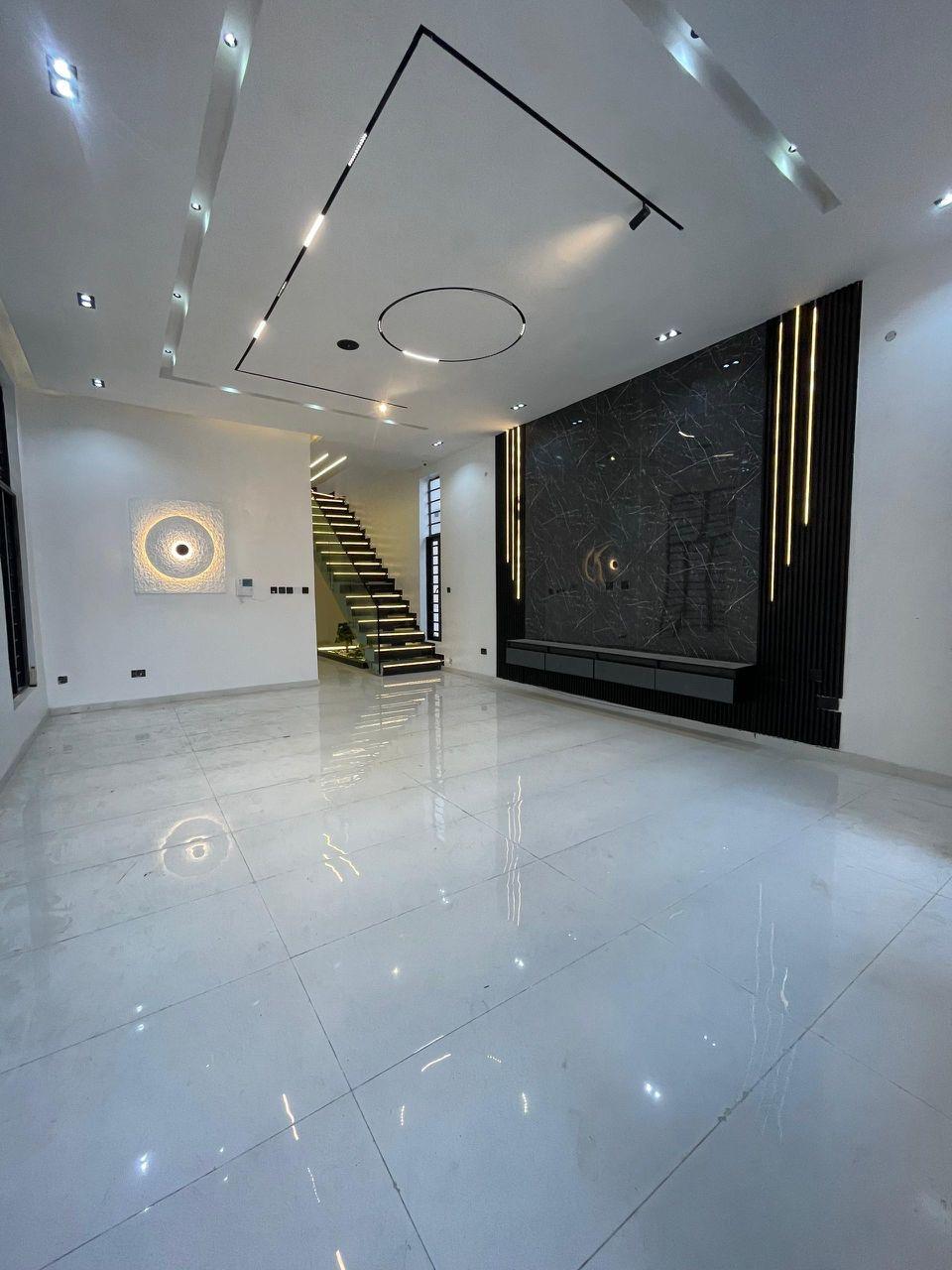 ELEGANTLY CARVED LUXURY 4 BED DETACHED DUPLEX WITH SWIMMING POOL AND BQ