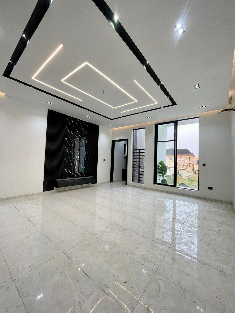 ELEGANTLY CARVED LUXURY 4 BED DETACHED DUPLEX WITH SWIMMING POOL AND BQ