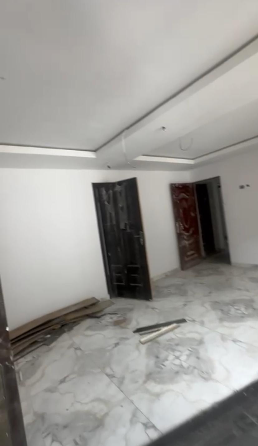 Newly Renovated 4 units of 3Bedroom flat up and down with all rooms en-suite.