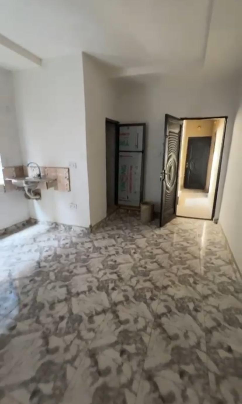 Spacious room self-contain, miniflat & 2-bed available.