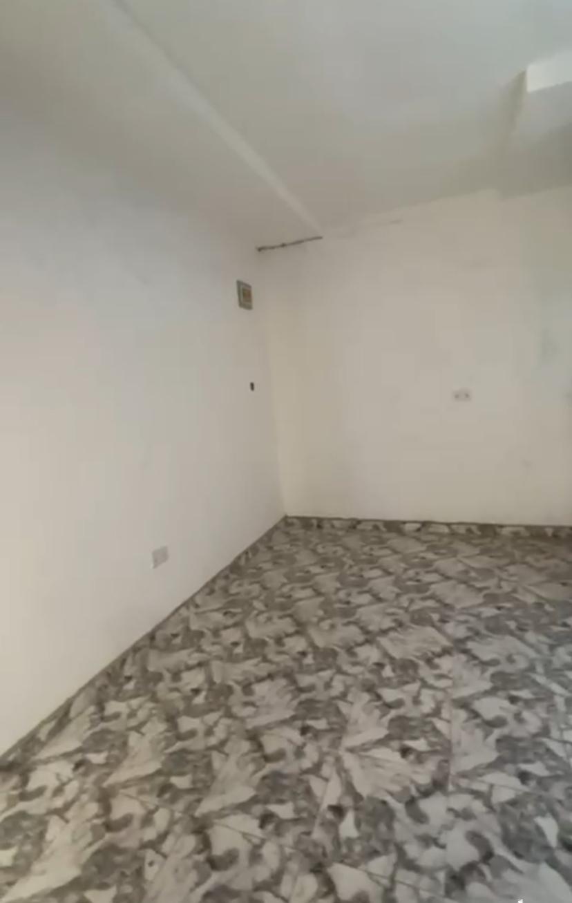 Spacious room self-contain, miniflat & 2-bed available.