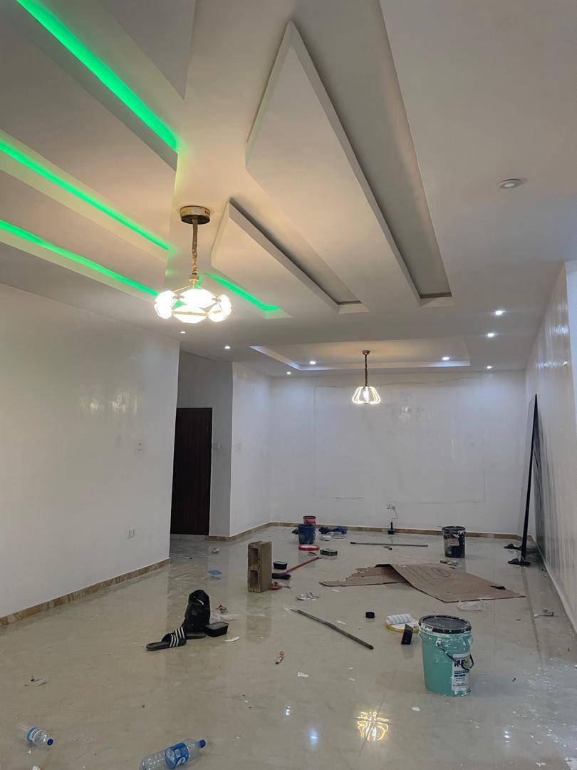 Fully serviced 2 bedroom flat Kelli Chervon